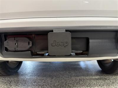 2015 Jeep Grand Cherokee Overland - Photo 16 - Grand Rapids, MI 49504