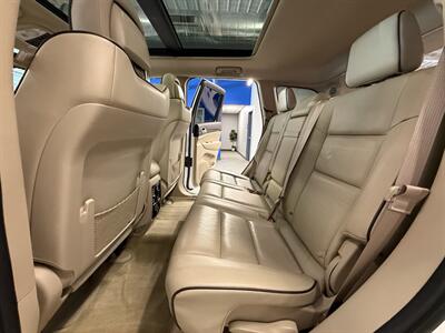 2015 Jeep Grand Cherokee Overland - Photo 12 - Grand Rapids, MI 49504