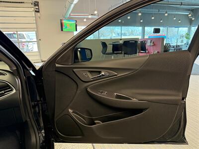 2023 Chevrolet Malibu RS   - Photo 21 - Grand Rapids, MI 49504