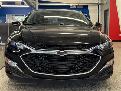 2023 Chevrolet Malibu RS   - Photo 3 - Grand Rapids, MI 49504