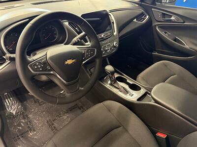 2023 Chevrolet Malibu RS   - Photo 11 - Grand Rapids, MI 49504