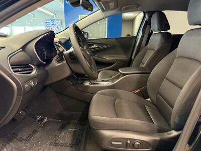 2023 Chevrolet Malibu RS   - Photo 12 - Grand Rapids, MI 49504