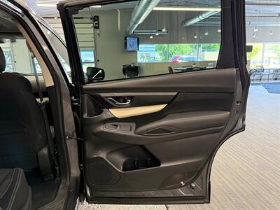 2021 Subaru Ascent Premium 7-Passenger   - Photo 16 - Grand Rapids, MI 49504