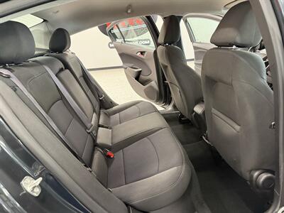 2017 Chevrolet Cruze LT Auto - Photo 35 - Grand Rapids, MI 49504
