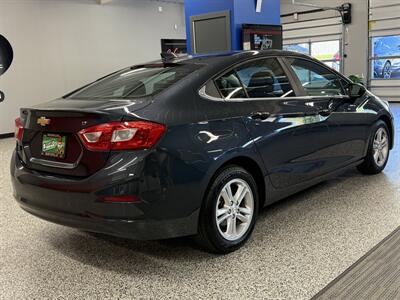 2017 Chevrolet Cruze LT Auto - Photo 7 - Grand Rapids, MI 49504