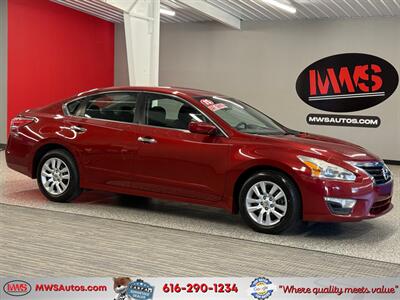 2015 Nissan Altima 2.5 S   - Photo 1 - Grand Rapids, MI 49504