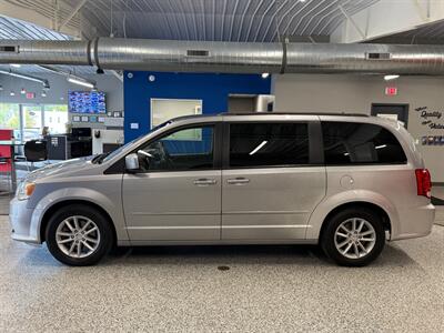 2014 Dodge Grand Caravan SXT   - Photo 4 - Grand Rapids, MI 49504