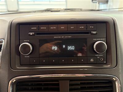 2014 Dodge Grand Caravan SXT   - Photo 27 - Grand Rapids, MI 49504