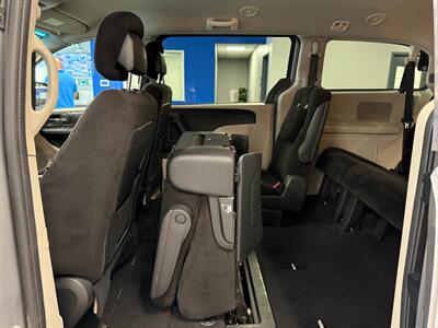 2014 Dodge Grand Caravan SXT   - Photo 18 - Grand Rapids, MI 49504