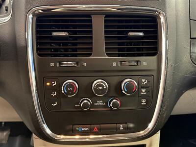2014 Dodge Grand Caravan SXT   - Photo 26 - Grand Rapids, MI 49504