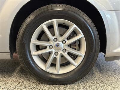 2014 Dodge Grand Caravan SXT   - Photo 9 - Grand Rapids, MI 49504