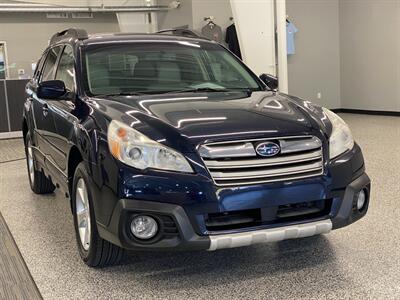 2013 Subaru Outback 2.5i Limited   - Photo 2 - Grand Rapids, MI 49504