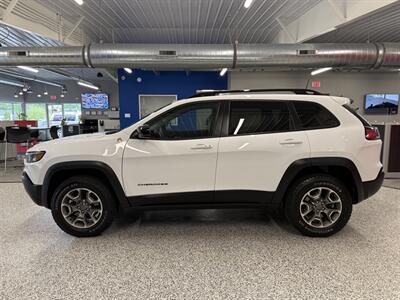 2022 Jeep Cherokee Trailhawk   - Photo 4 - Grand Rapids, MI 49504