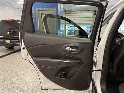 2022 Jeep Cherokee Trailhawk   - Photo 24 - Grand Rapids, MI 49504