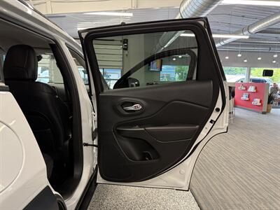2022 Jeep Cherokee Trailhawk   - Photo 14 - Grand Rapids, MI 49504