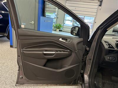 2014 Ford Escape SE - Photo 18 - Grand Rapids, MI 49504