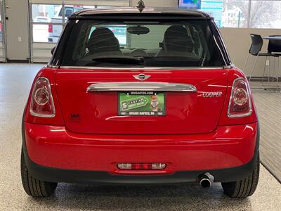 2012 MINI Cooper Hardtop   - Photo 6 - Grand Rapids, MI 49504