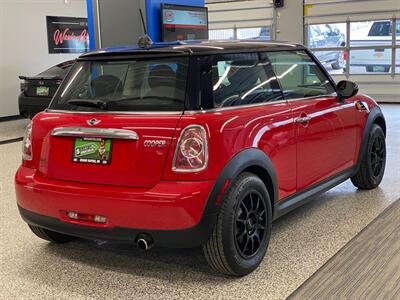 2012 MINI Cooper Hardtop   - Photo 7 - Grand Rapids, MI 49504