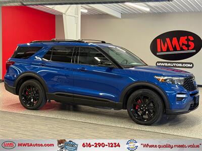 2020 Ford Explorer ST   - Photo 1 - Grand Rapids, MI 49504
