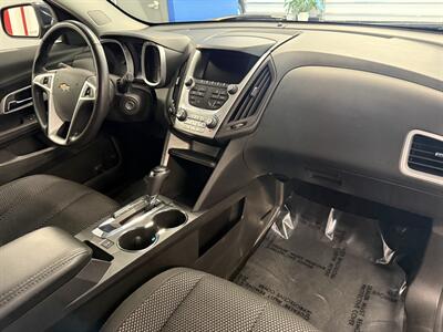 2017 Chevrolet Equinox LT - Photo 11 - Grand Rapids, MI 49504