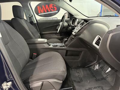2017 Chevrolet Equinox LT - Photo 14 - Grand Rapids, MI 49504