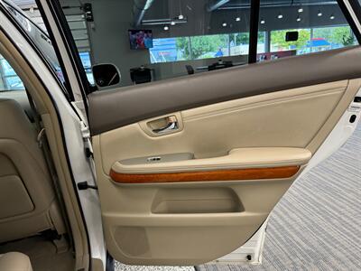 2005 Lexus RX 330   - Photo 14 - Grand Rapids, MI 49504