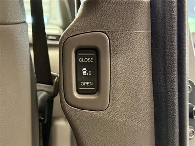 2016 Honda Odyssey EX-L w/RES   - Photo 23 - Grand Rapids, MI 49504
