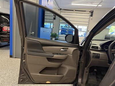 2016 Honda Odyssey EX-L w/RES   - Photo 26 - Grand Rapids, MI 49504
