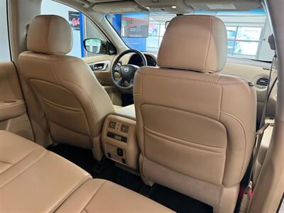 2017 Nissan Pathfinder SL   - Photo 16 - Grand Rapids, MI 49504