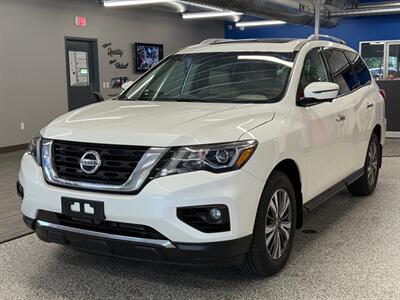 2017 Nissan Pathfinder SL   - Photo 3 - Grand Rapids, MI 49504
