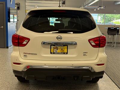 2017 Nissan Pathfinder SL   - Photo 6 - Grand Rapids, MI 49504