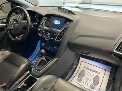 2018 Ford Focus ST   - Photo 13 - Grand Rapids, MI 49504