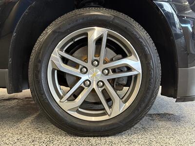2017 Chevrolet Equinox Premier   - Photo 9 - Grand Rapids, MI 49504