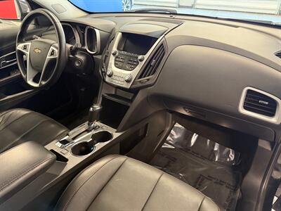 2017 Chevrolet Equinox Premier   - Photo 10 - Grand Rapids, MI 49504