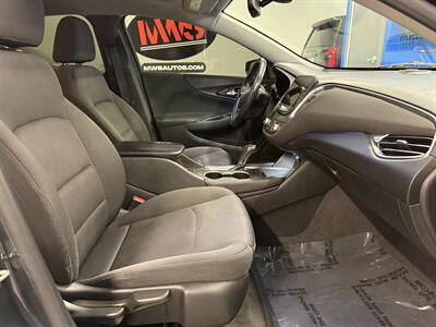 2018 Chevrolet Malibu LT - Photo 13 - Grand Rapids, MI 49504