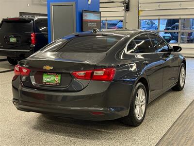 2018 Chevrolet Malibu LT - Photo 7 - Grand Rapids, MI 49504