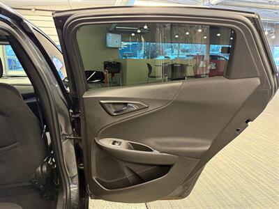 2018 Chevrolet Malibu LT - Photo 15 - Grand Rapids, MI 49504