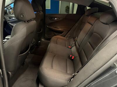 2018 Chevrolet Malibu LT - Photo 17 - Grand Rapids, MI 49504