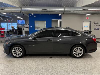 2018 Chevrolet Malibu LT - Photo 4 - Grand Rapids, MI 49504