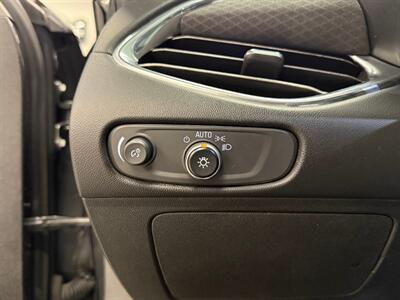 2018 Chevrolet Malibu LT - Photo 21 - Grand Rapids, MI 49504