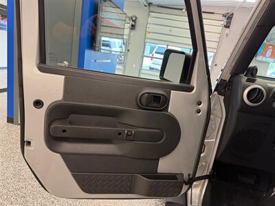 2008 Jeep Wrangler Sahara   - Photo 22 - Grand Rapids, MI 49504