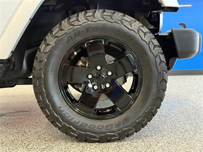 2008 Jeep Wrangler Sahara   - Photo 9 - Grand Rapids, MI 49504