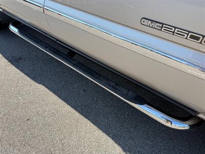 2006 GMC Sierra 2500HD Work Truck   - Photo 12 - Grand Rapids, MI 49504