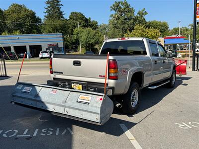 2006 GMC Sierra 2500HD Work Truck   - Photo 9 - Grand Rapids, MI 49504