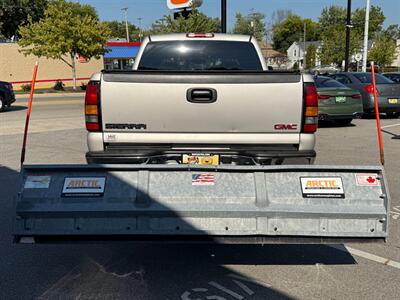 2006 GMC Sierra 2500HD Work Truck   - Photo 7 - Grand Rapids, MI 49504