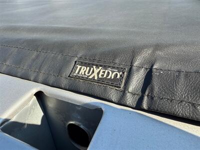2006 GMC Sierra 2500HD Work Truck   - Photo 18 - Grand Rapids, MI 49504
