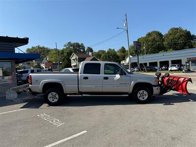 2006 GMC Sierra 2500HD Work Truck   - Photo 10 - Grand Rapids, MI 49504