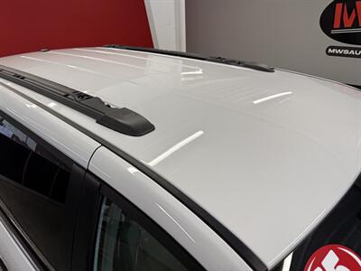 2015 Chrysler Town and Country Touring-L   - Photo 10 - Grand Rapids, MI 49504