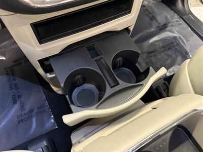2015 Chrysler Town and Country Touring-L   - Photo 29 - Grand Rapids, MI 49504