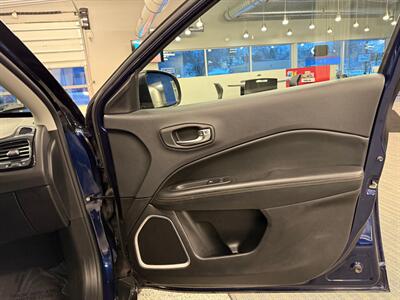 2018 Jeep Compass Limited   - Photo 12 - Grand Rapids, MI 49504